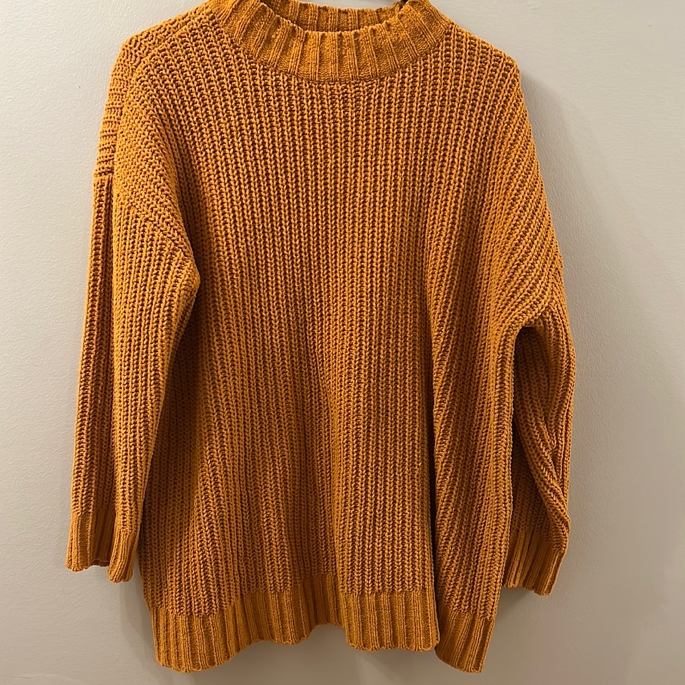 Arizona Burnt Orange Polyester cable knit sweater